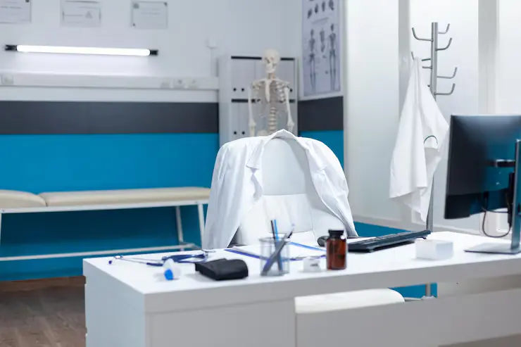Healthcare & Clinics